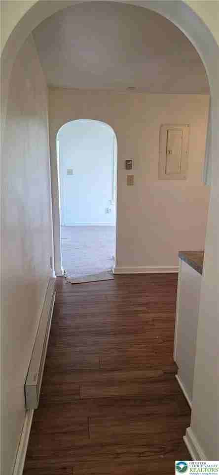 7 E Phillips St - Photo 5 of 12