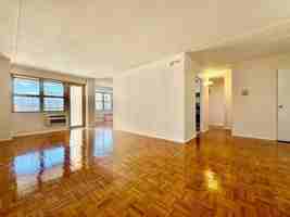 featured image of 30 Park Ave