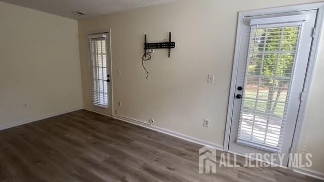 83 Des Moines Ct - Photo 7 of 22