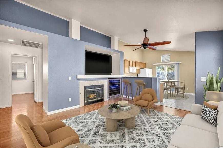 8900 Colorful Pines Ave - Photo 3 of 10