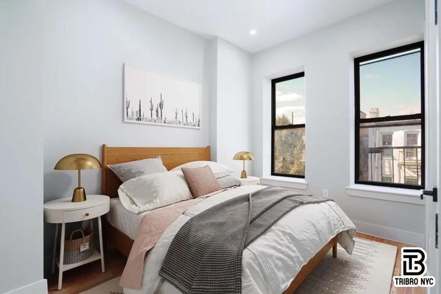 865 Hart St - Photo 4 of 8