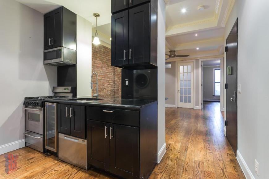 2071 Adam Clayton Powell Jr Blvd - Photo 2 of 10