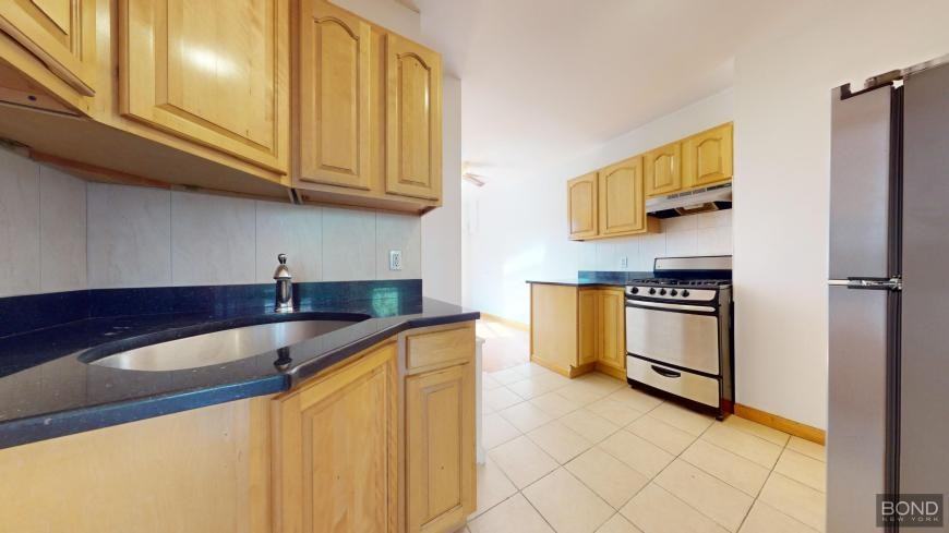 20 Spring St - Photo 2 of 8