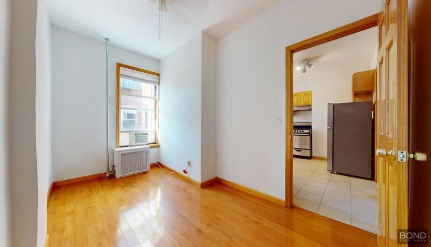 20 Spring St - Photo 7 of 8