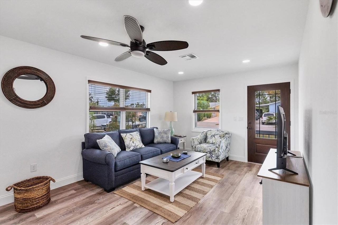 843 Palmetto St - Photo 5 of 25