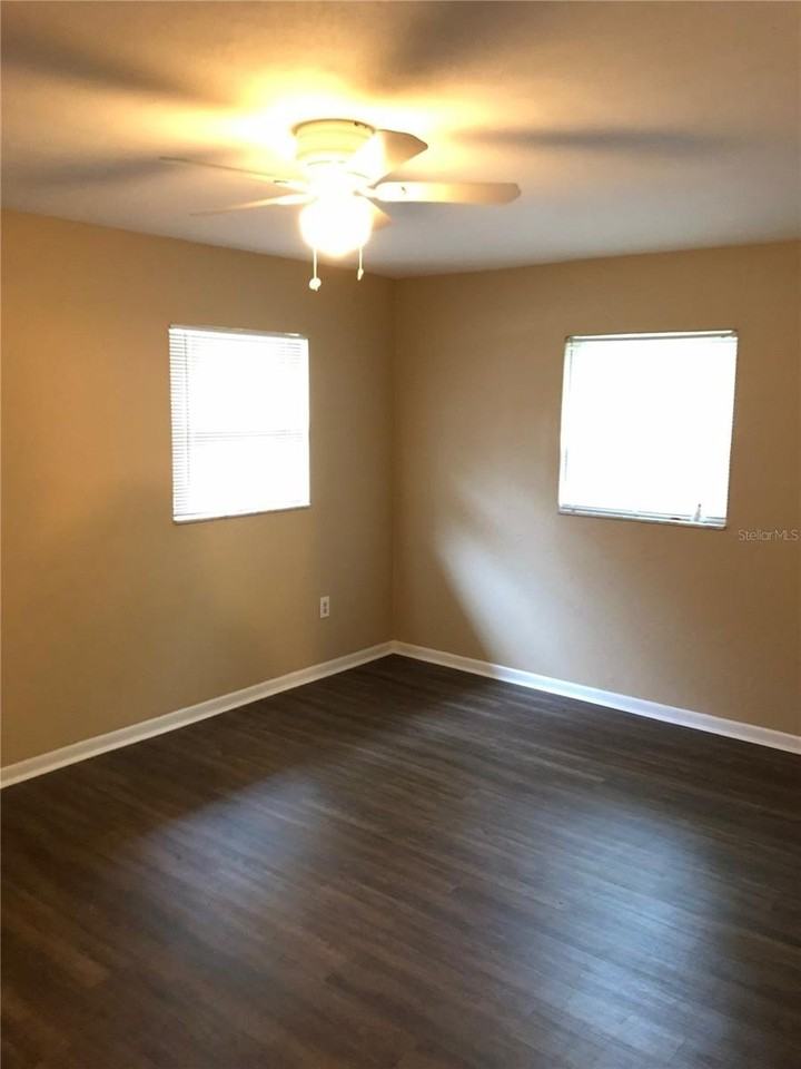 600 Nw 52nd Ter - Photo 6 of 14