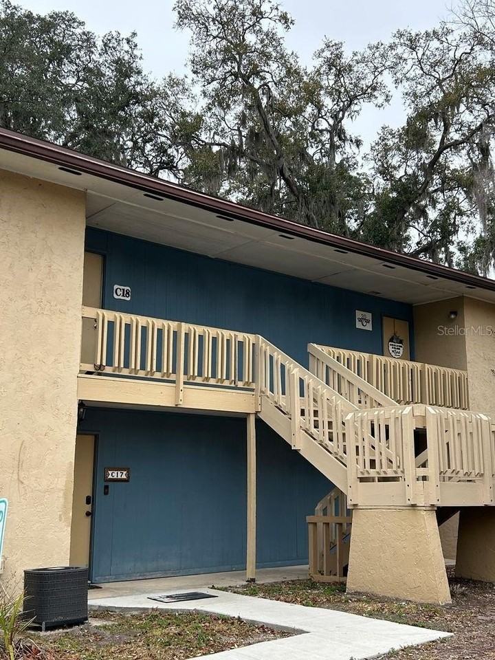 2811 Sw Archer Rd #C18