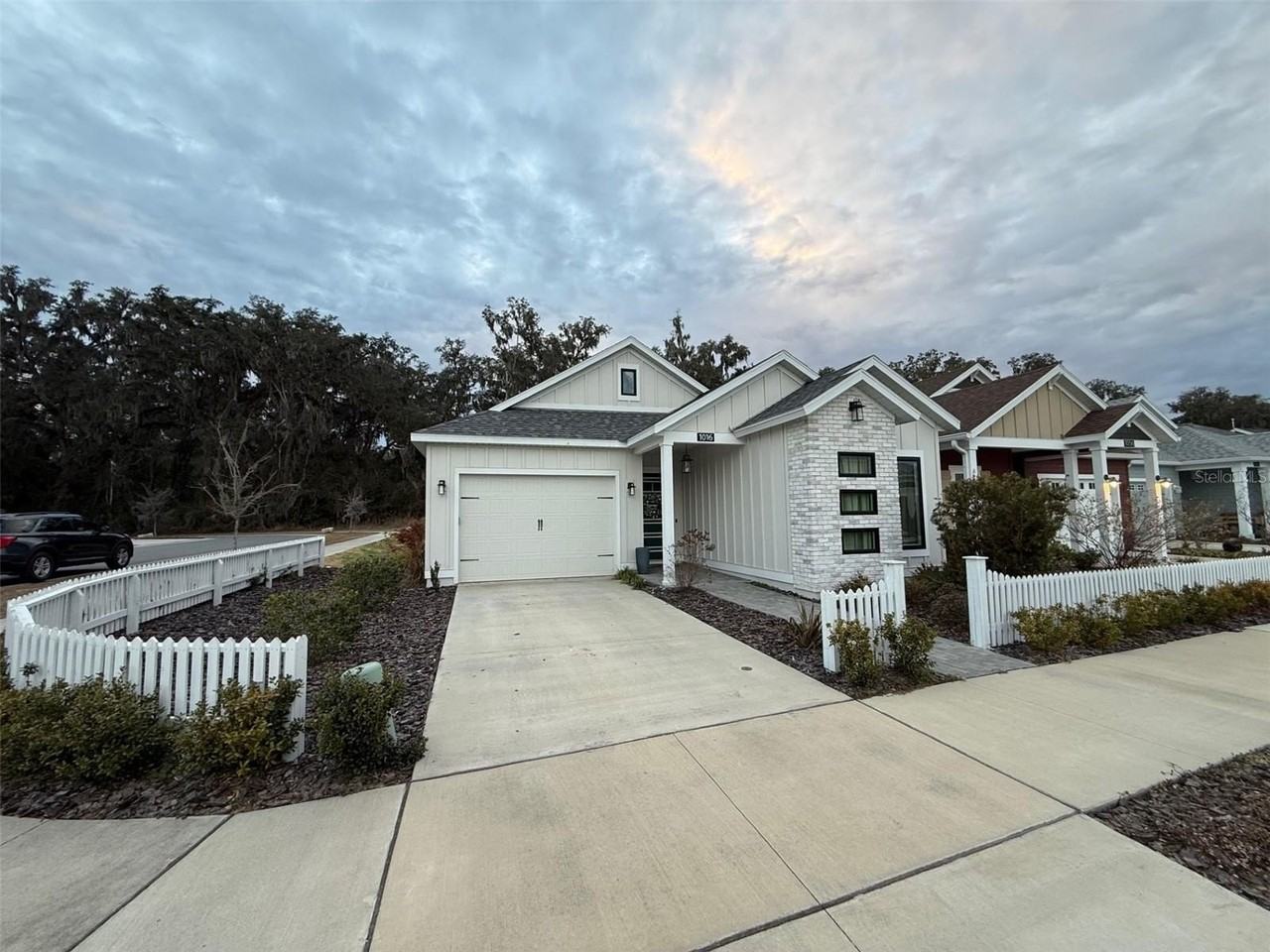 1016 Nw 132nd Blvd - Photo 2 of 26