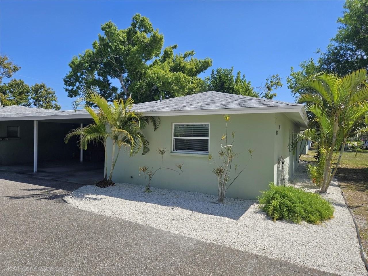 105 Base Ave E - Photo 3 of 31