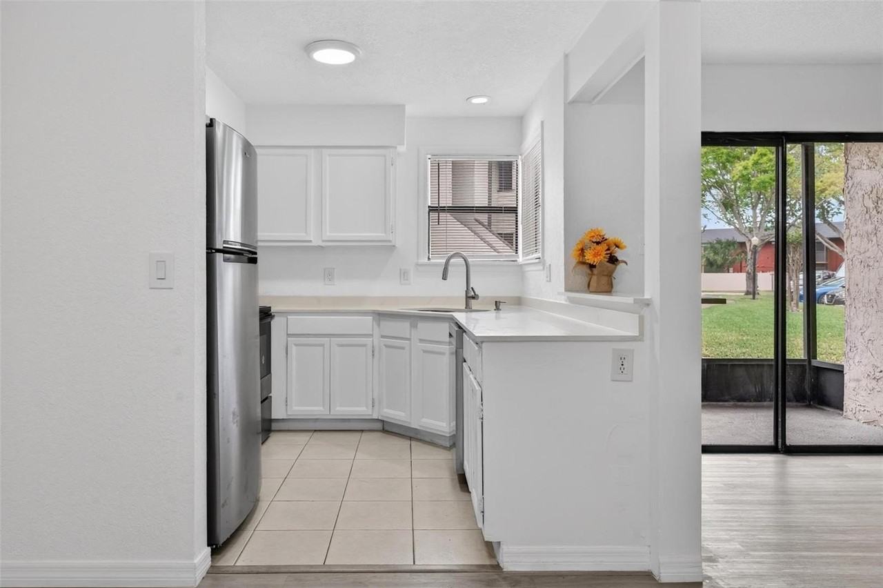 2929 Antique Oaks Cir #53 - Photo 7 of 46