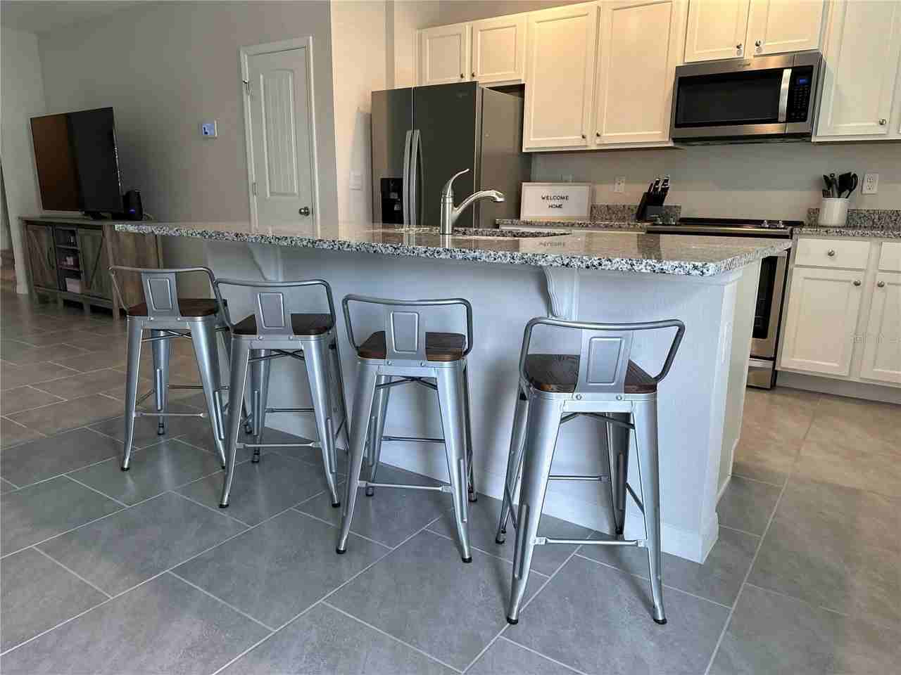 10030 Salt Point Dr - Photo 2 of 50