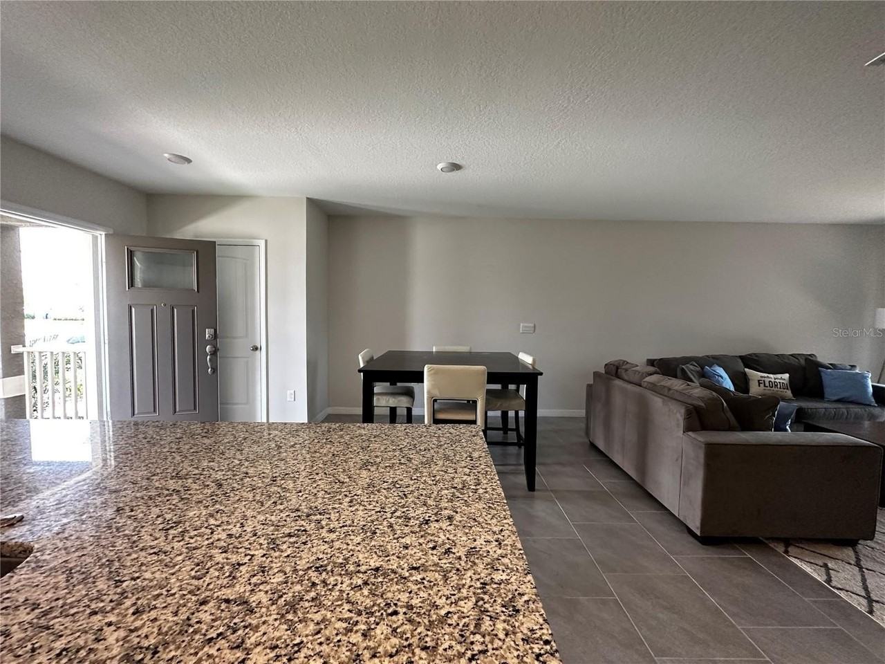 10030 Salt Point Dr - Photo 7 of 50