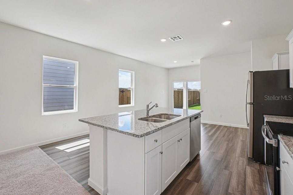 2006 Hemingway Cir - Photo 6 of 9