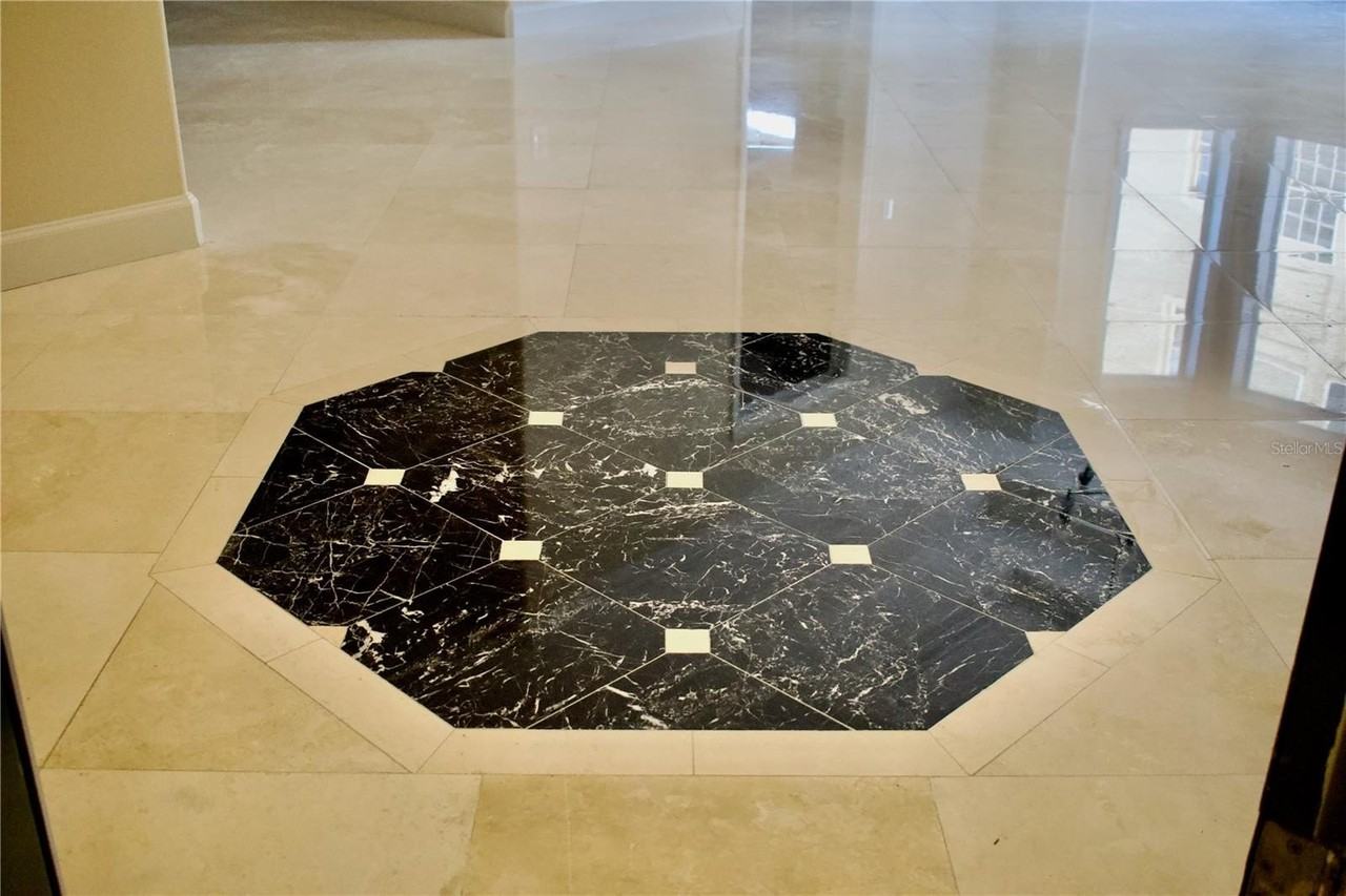 8761 The Esplanade #6 - Photo 4 of 24