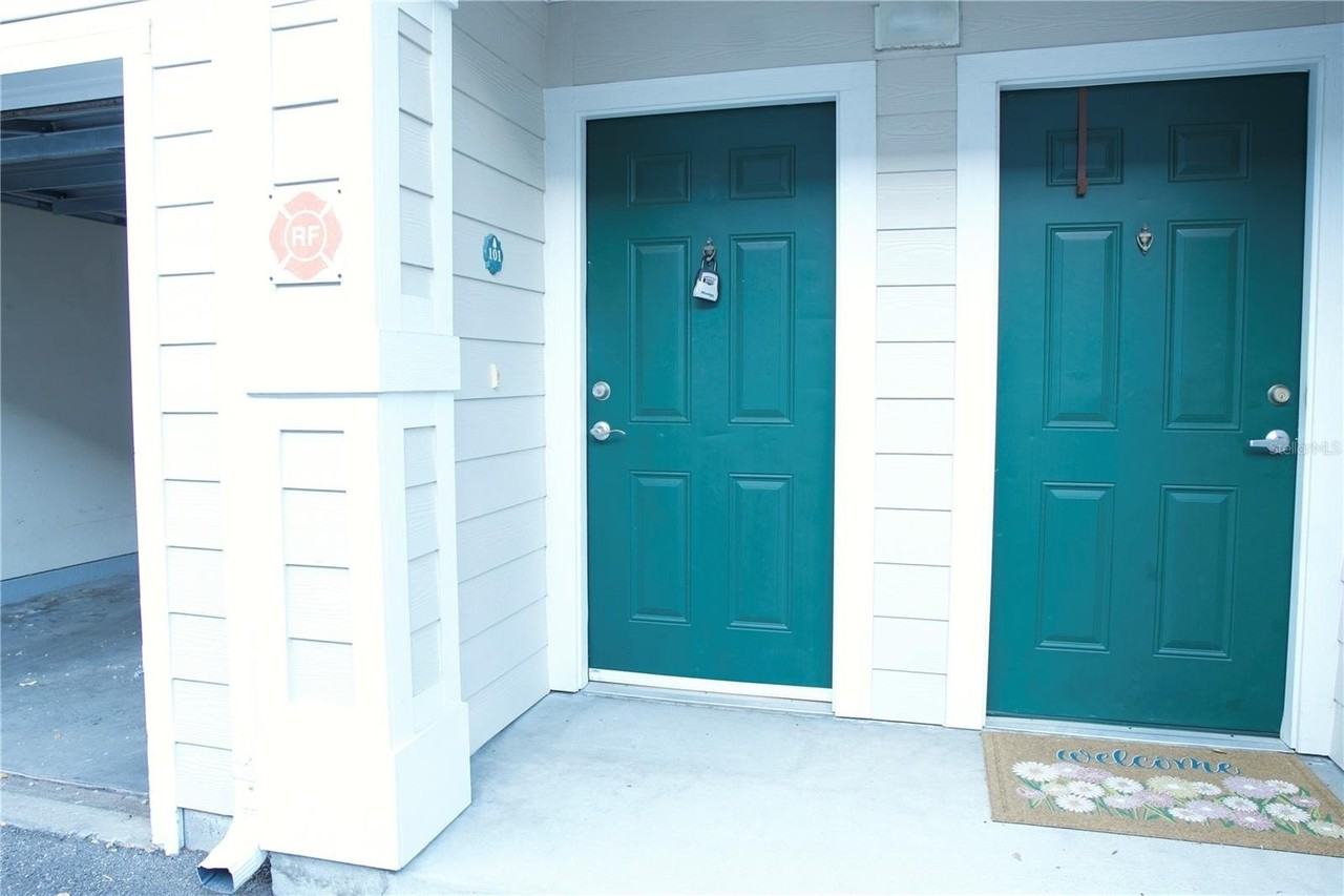 233 Southern Pecan Cir #101