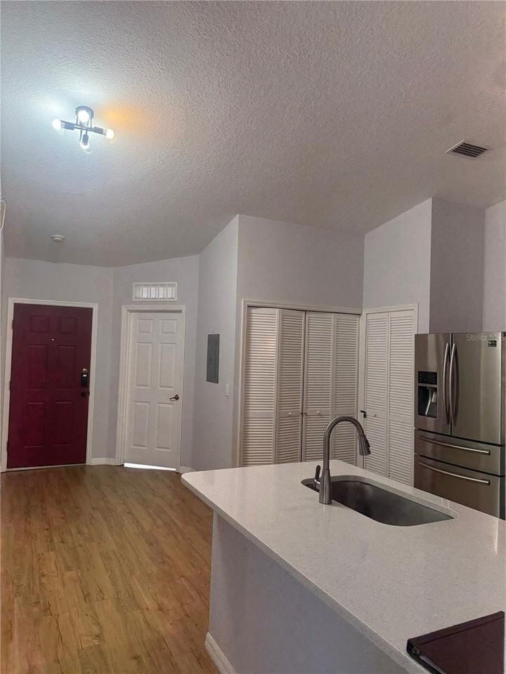 2774 Club Cortile Cir #B - Photo 6 of 34