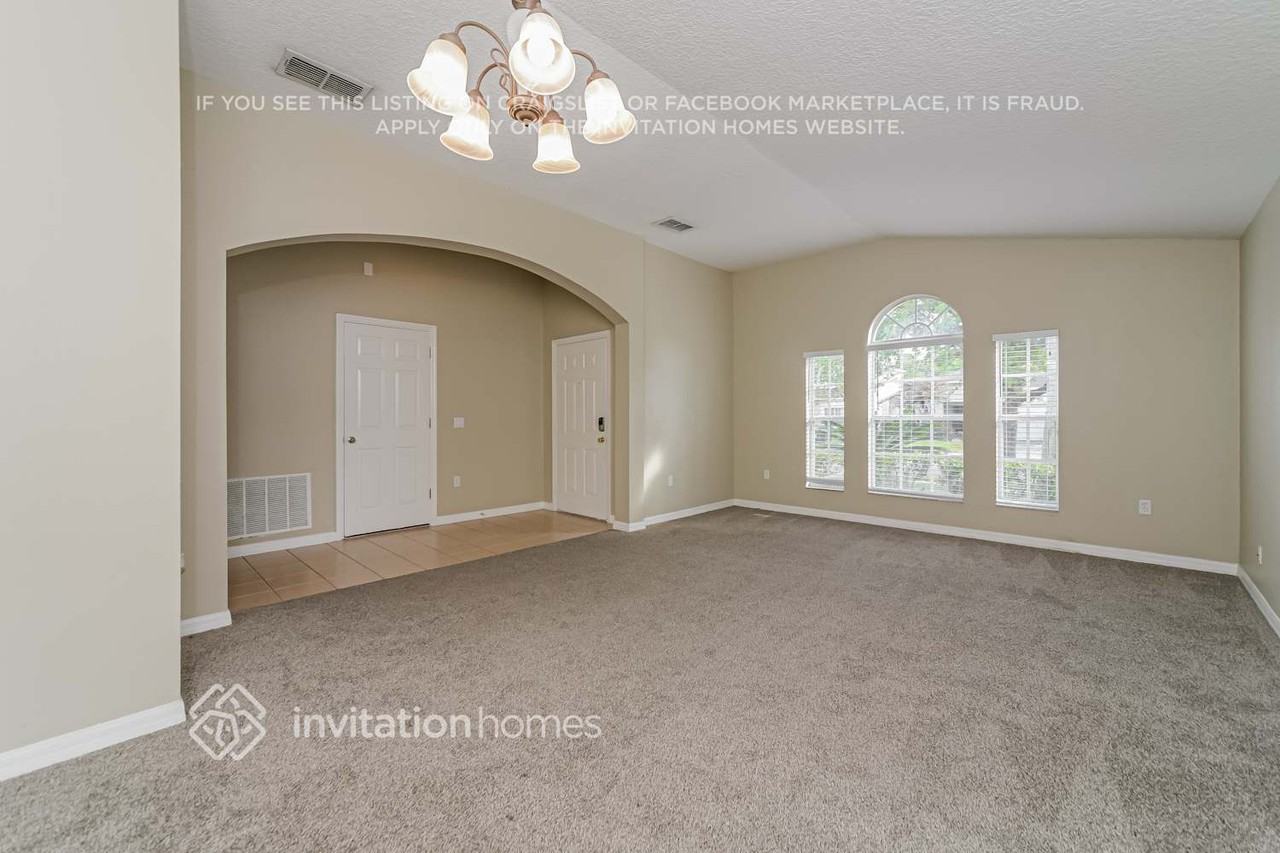 4631 Cumbrian Lakes Dr - Photo 4 of 17
