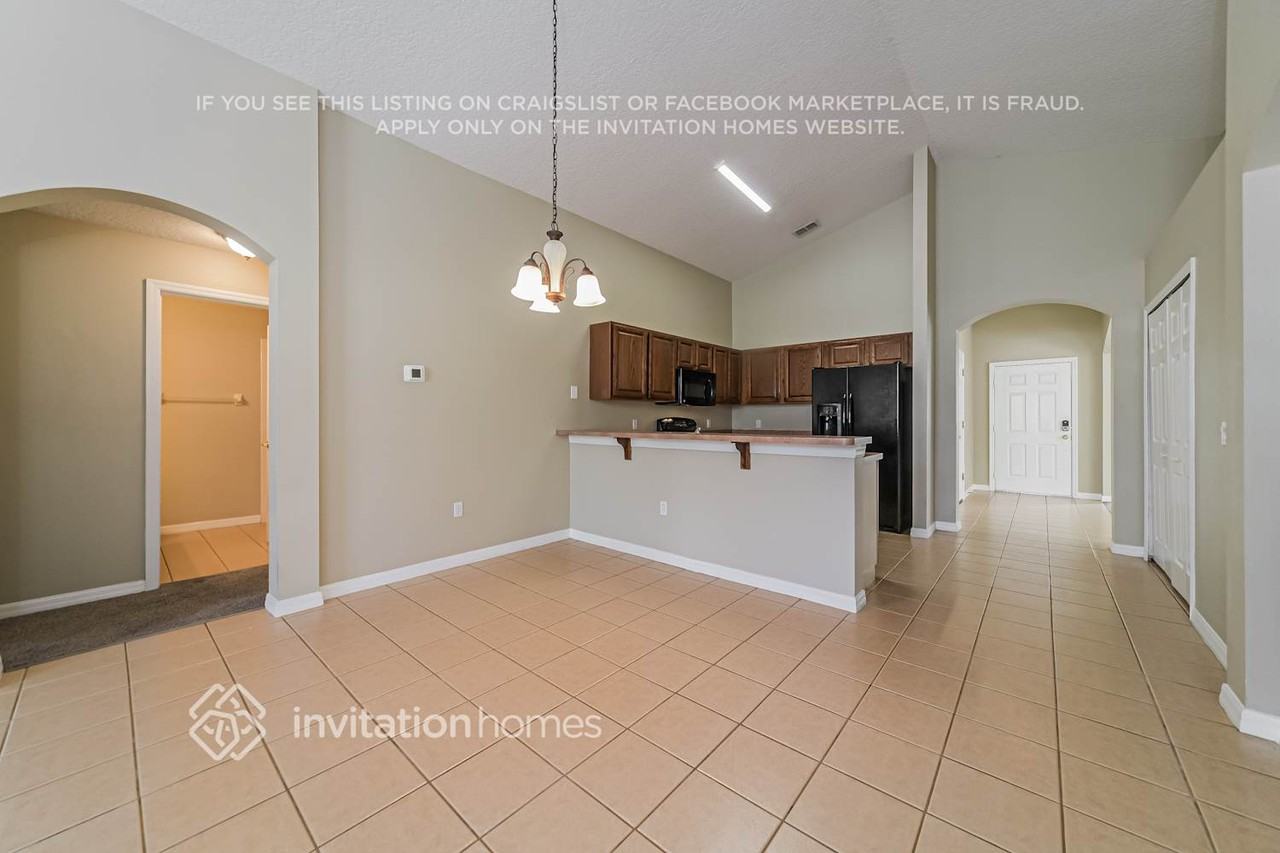 4631 Cumbrian Lakes Dr - Photo 5 of 17