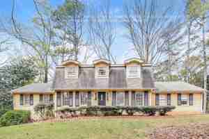 featured image of 4226 Executive Dr