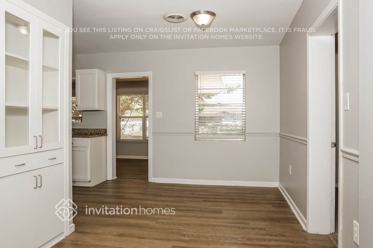 3308 17th Ave W - Photo 5 of 17