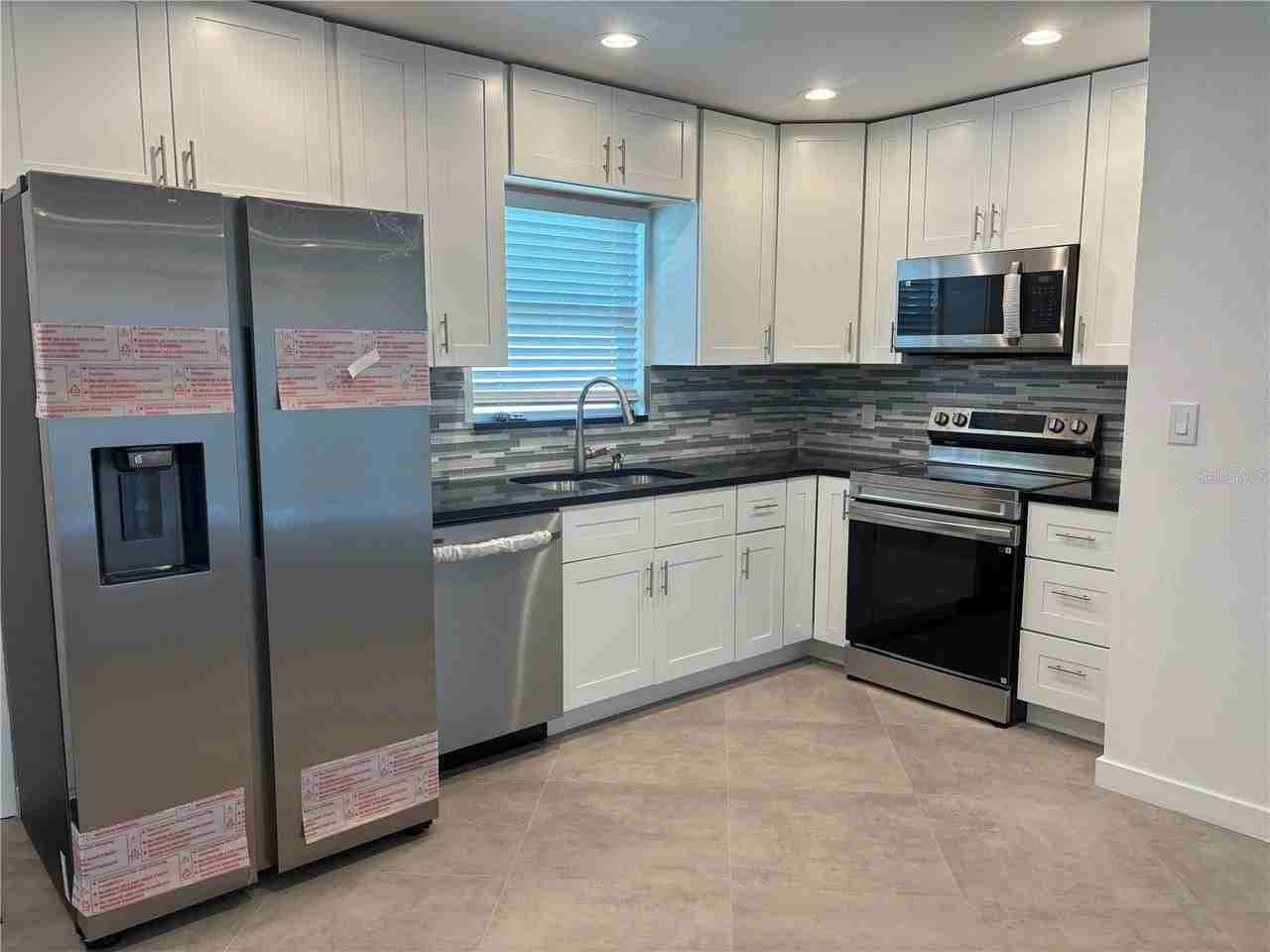 5815 Erin Ln S #A - Photo 5 of 30