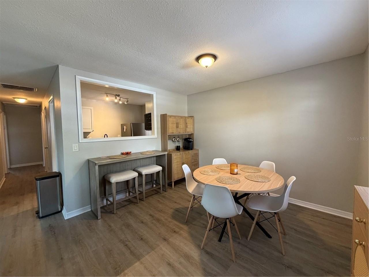 1720 W Arch St - Photo 7 of 21