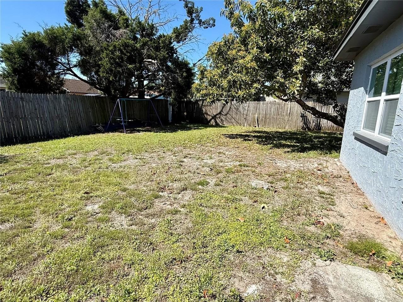 7102 Carmel Ave - Photo 6 of 8