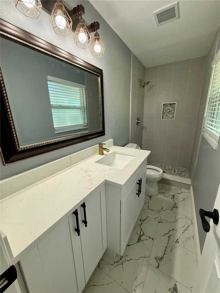 7102 Carmel Ave - Photo 7 of 8