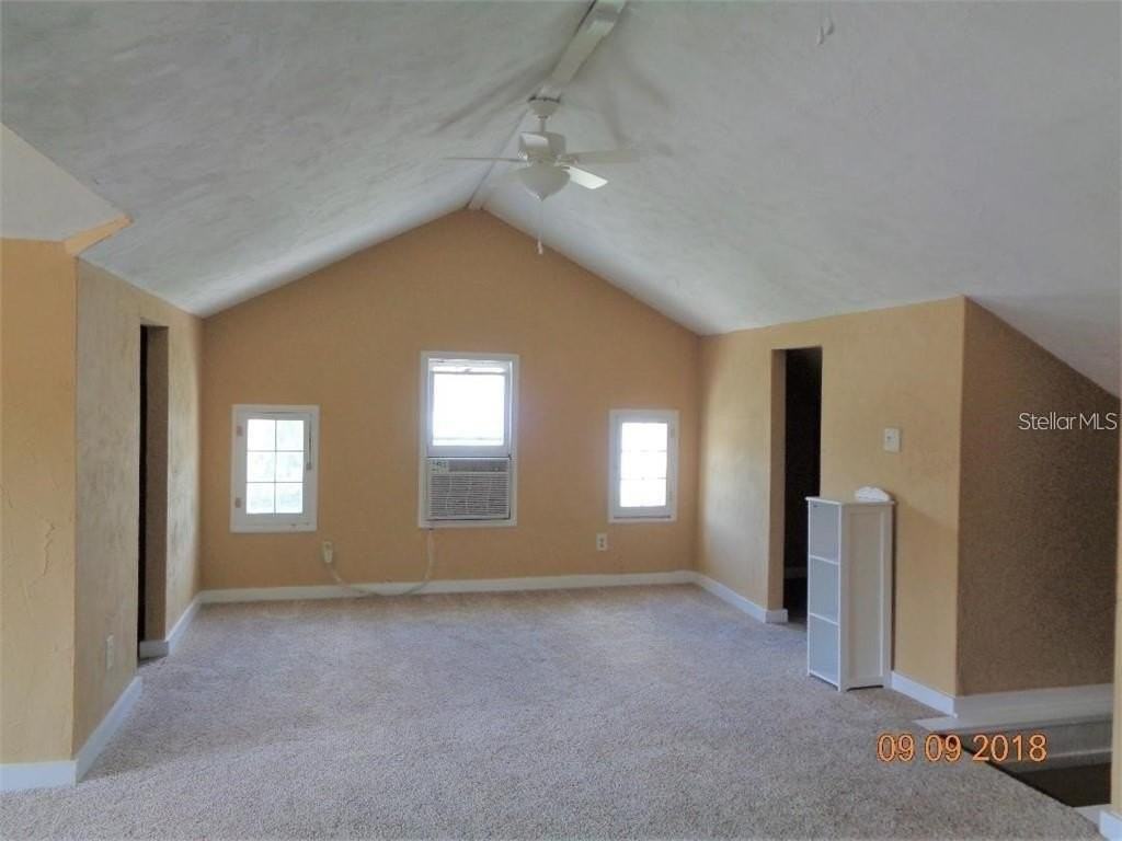 1411 E New York Ave - Photo 5 of 28