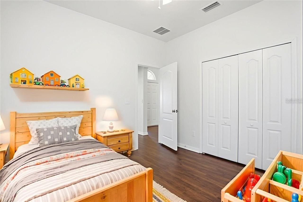 19043 New Passage Blvd - Photo 5 of 18