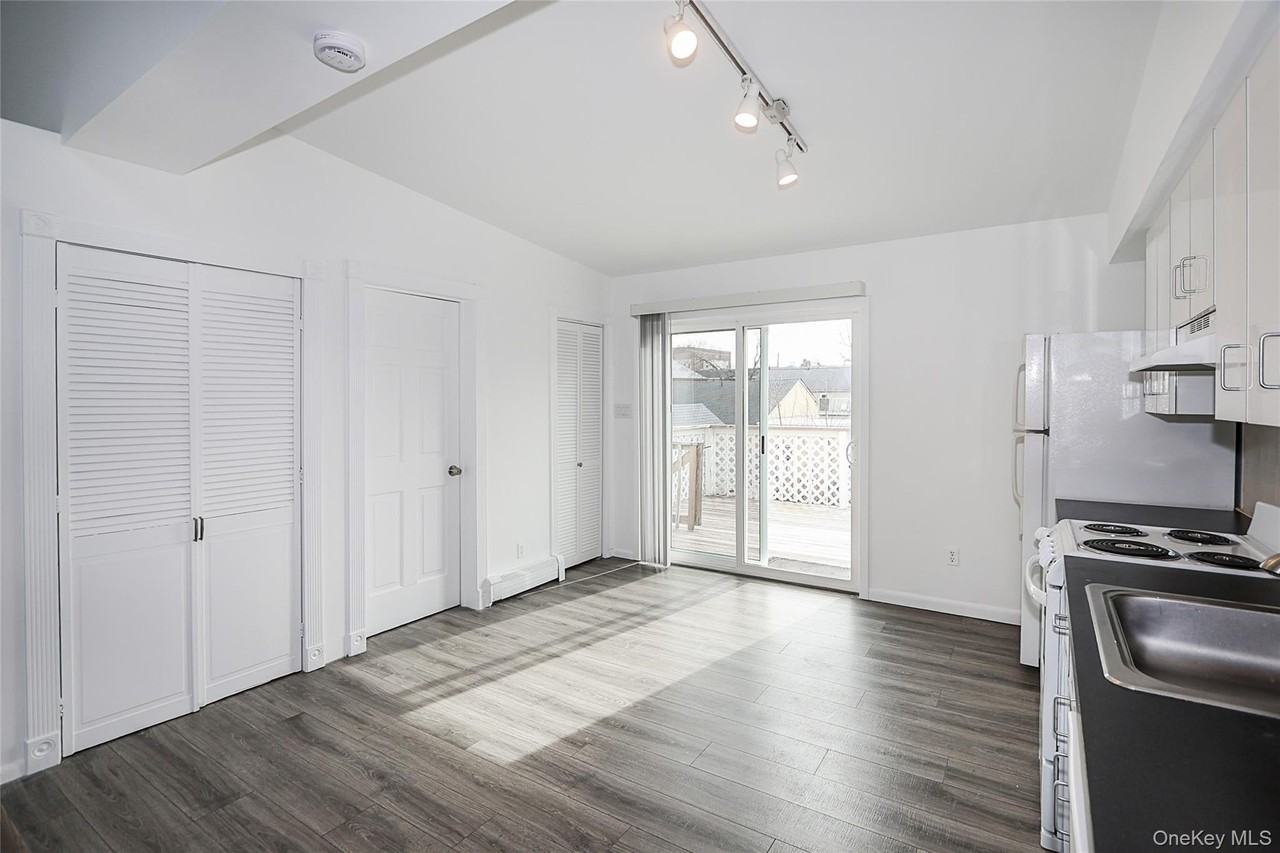 75 Maxwell Ave #B - Photo 6 of 21