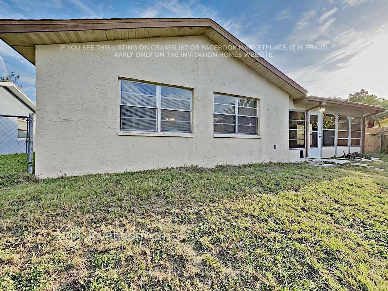 1730 Sutton Pl - Photo 6 of 7