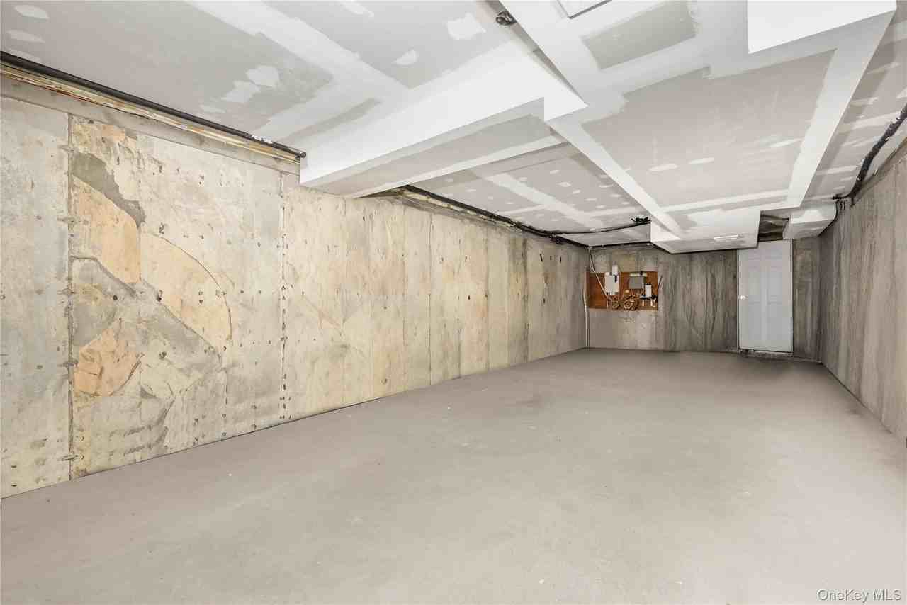 714716 W Beech St Unit Main - Photo 4 of 31