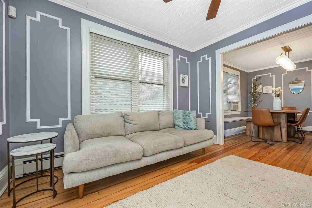 96 Oregon St - Photo 3 of 19