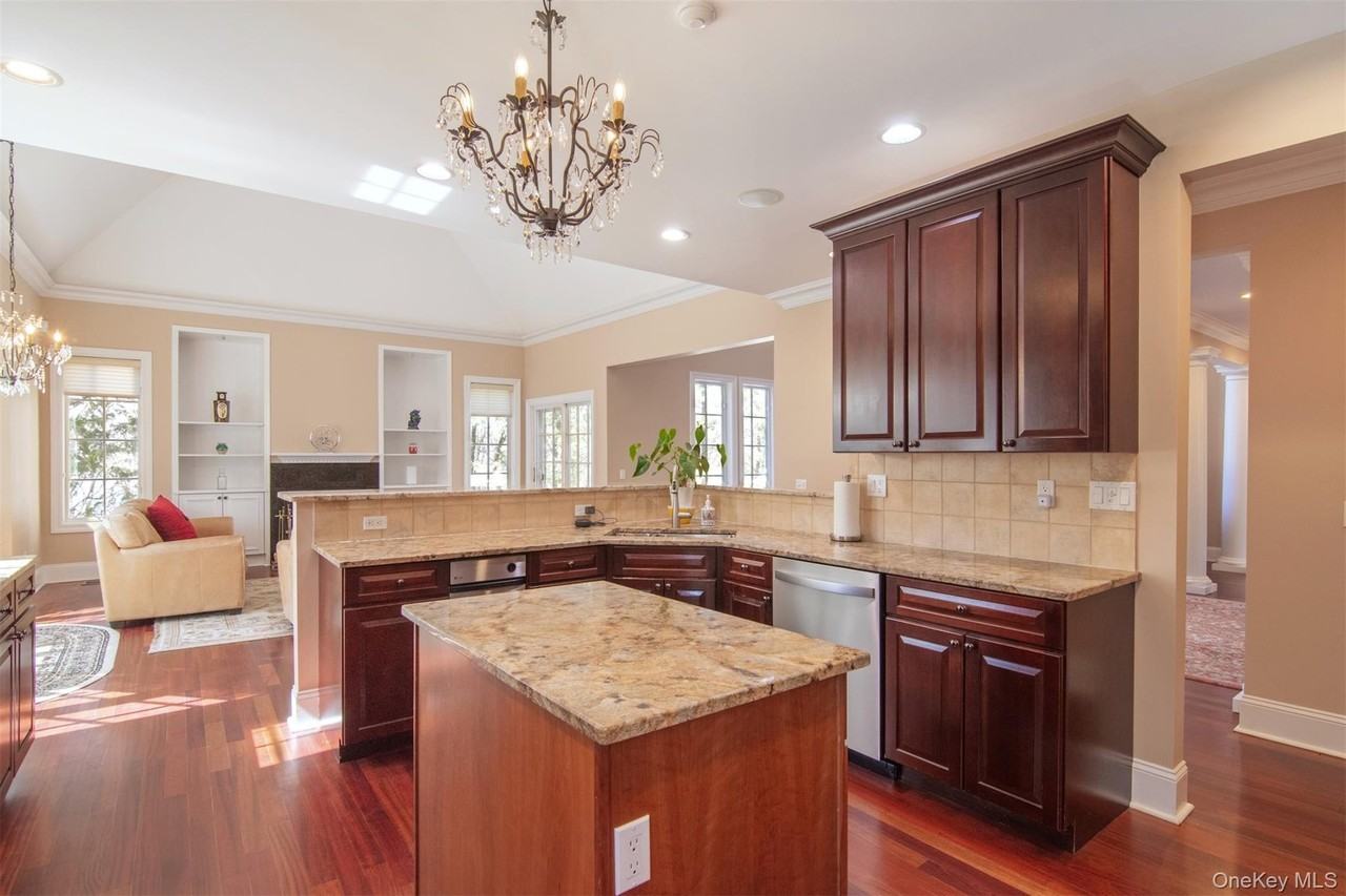 9 Stony Gate Oval - Photo 6 of 29