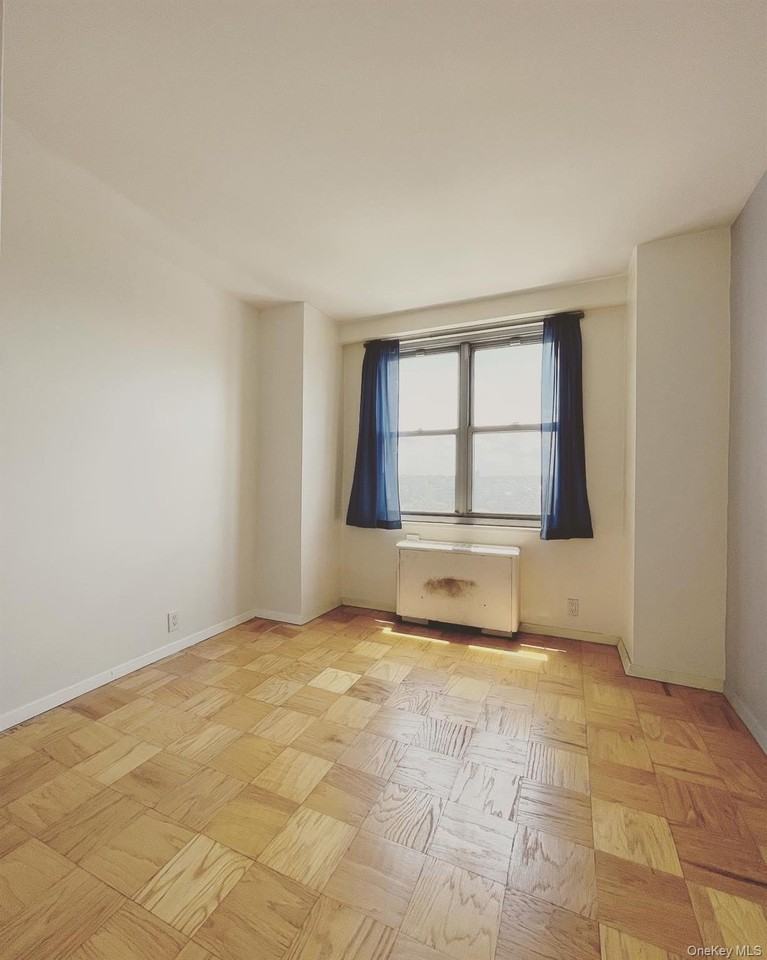 7025 Yellowstone Blvd Apt 10q - Photo 6 of 13