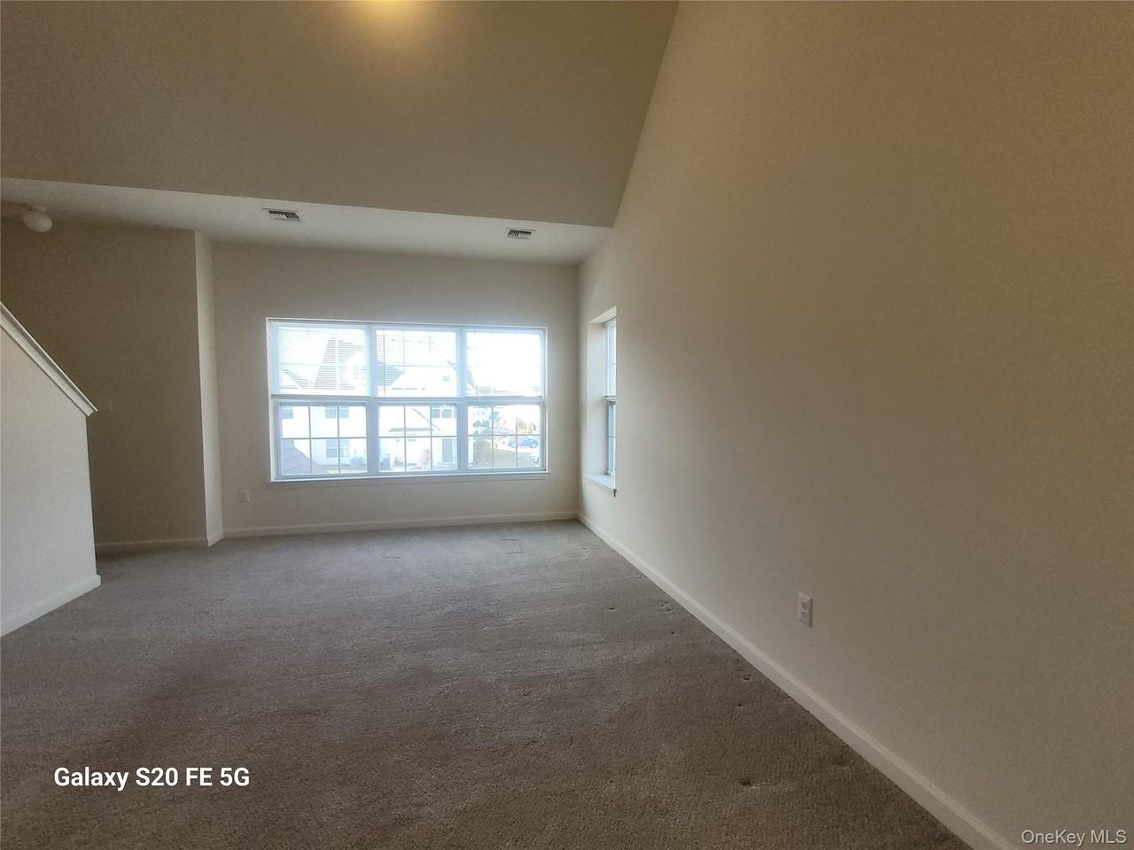 268 Ruth Ct - Photo 6 of 14