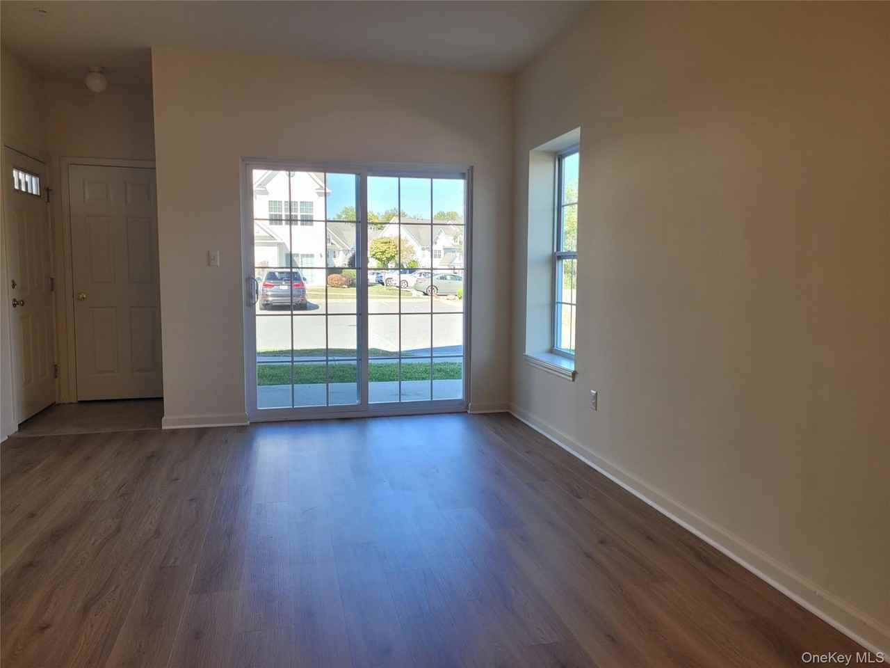 266 Ruth Ct Unit 266 - Photo 6 of 12