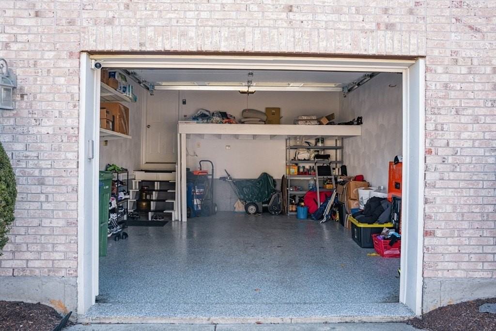 194 Linwood Ave Unit 194 - Photo 3 of 36