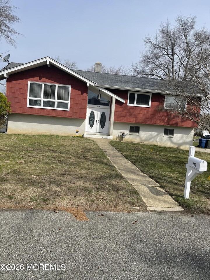 713 Talmadge Ave - Photo 4 of 25