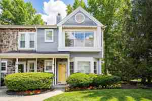 featured image of 2 Jodhpur Ct