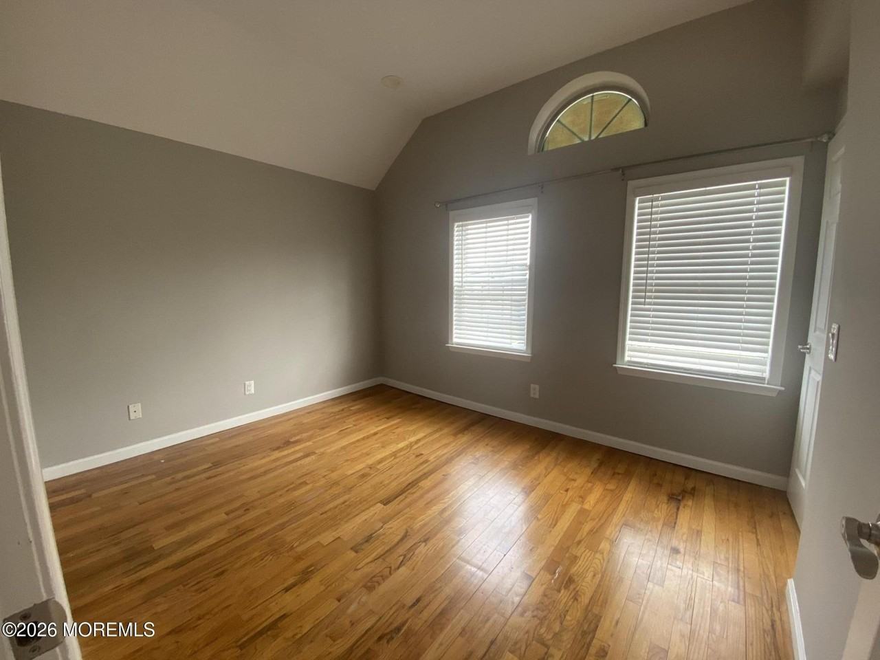 563 Winter St - Photo 7 of 8