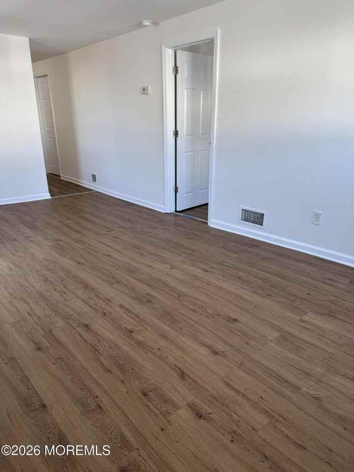 14 Jahn St Unit A - Photo 4 of 11