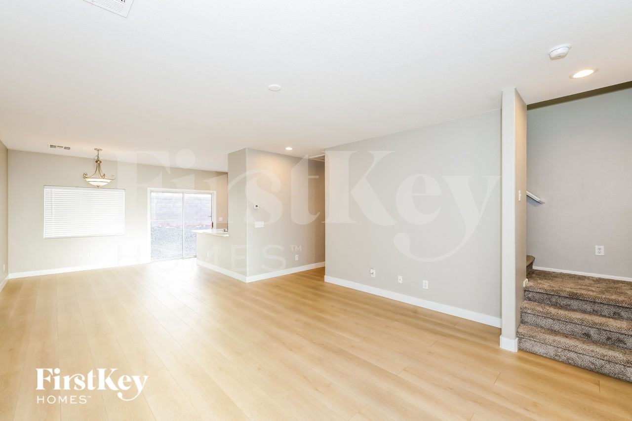 10417 Calypso Cave St - Photo 3 of 19