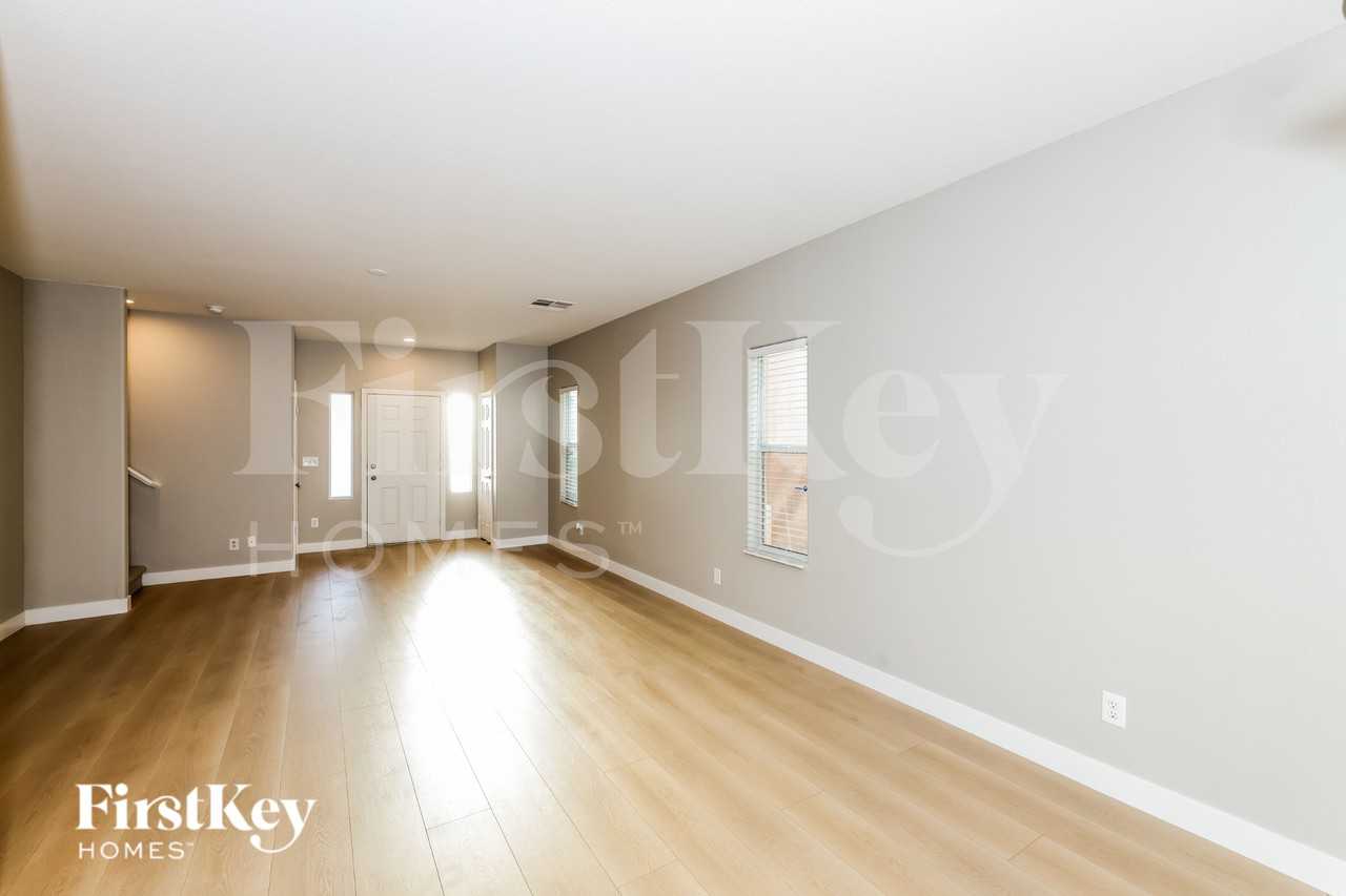 10417 Calypso Cave St - Photo 4 of 19