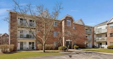 featured image of 1351 Cunat Ct Apt 2d