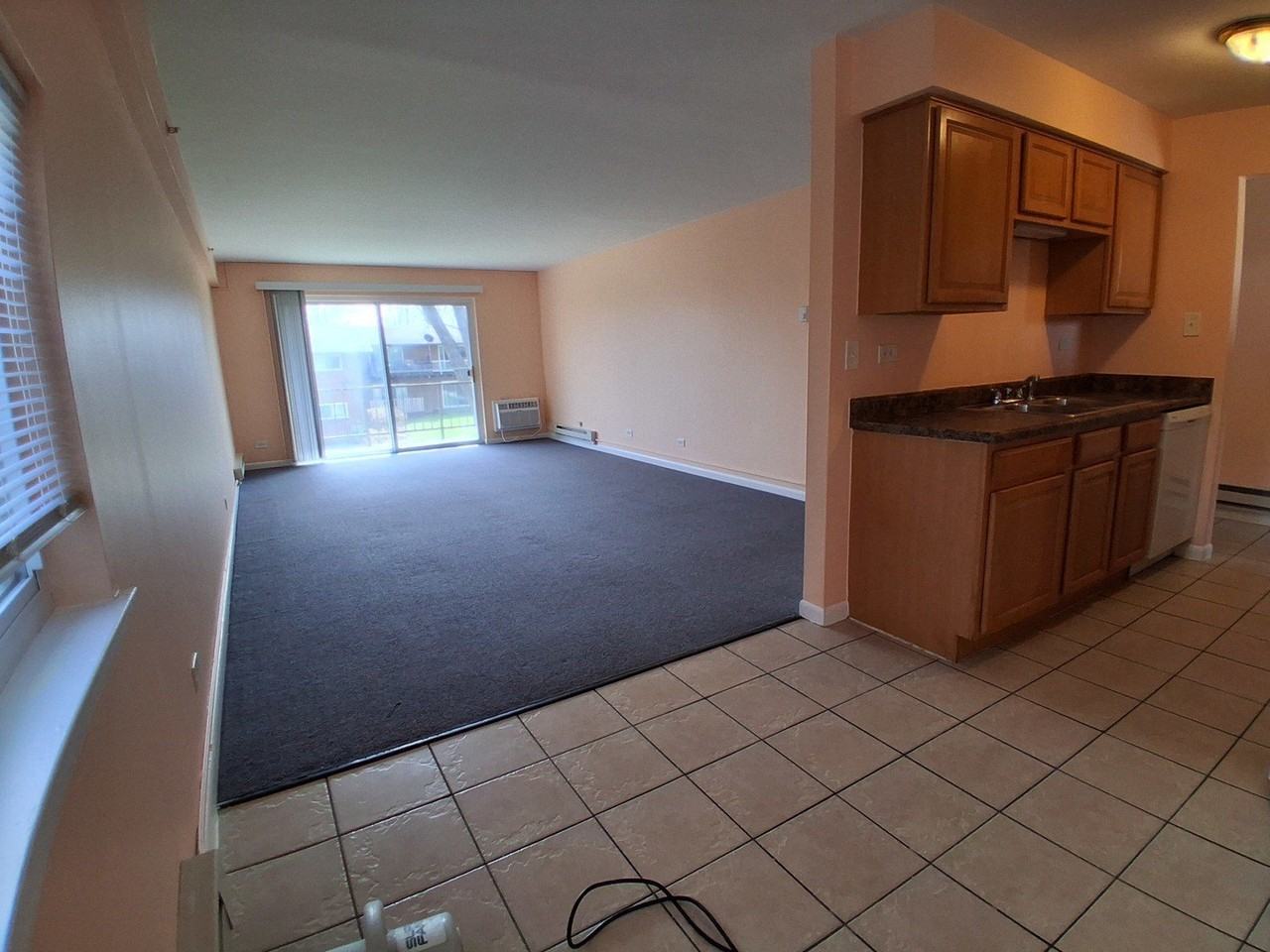 1845 Whitechapel Dr Apt 2a - Photo 7 of 15