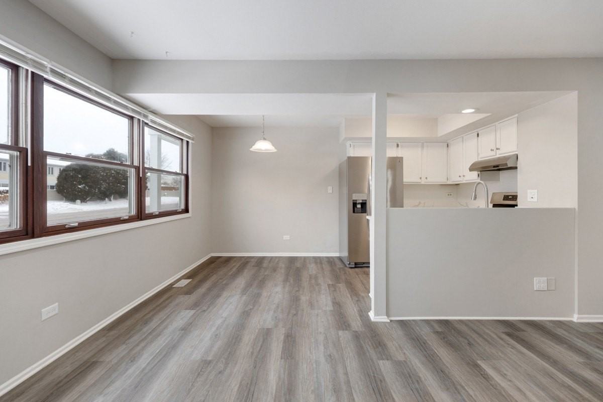 262 Inverrary Ln - Photo 7 of 25