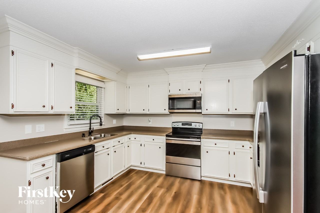 6917 Forest Manor Dr - Photo 7 of 15