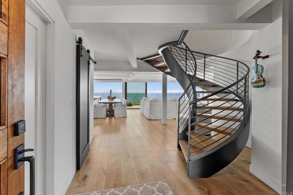 341 Pacific Ave - Photo 5 of 43